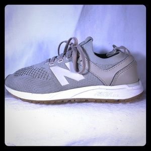 Women’s New Balance, Size 5.5